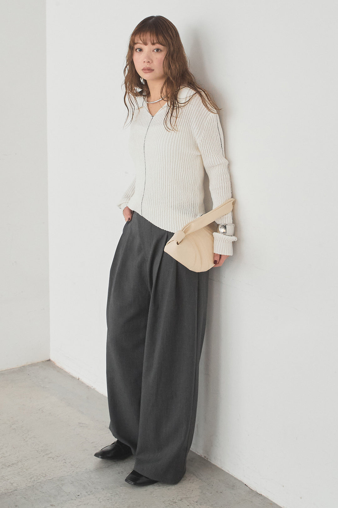 [SET]衿付きニットプルオーバー+サイドベルトタック入りスラックス(2set)