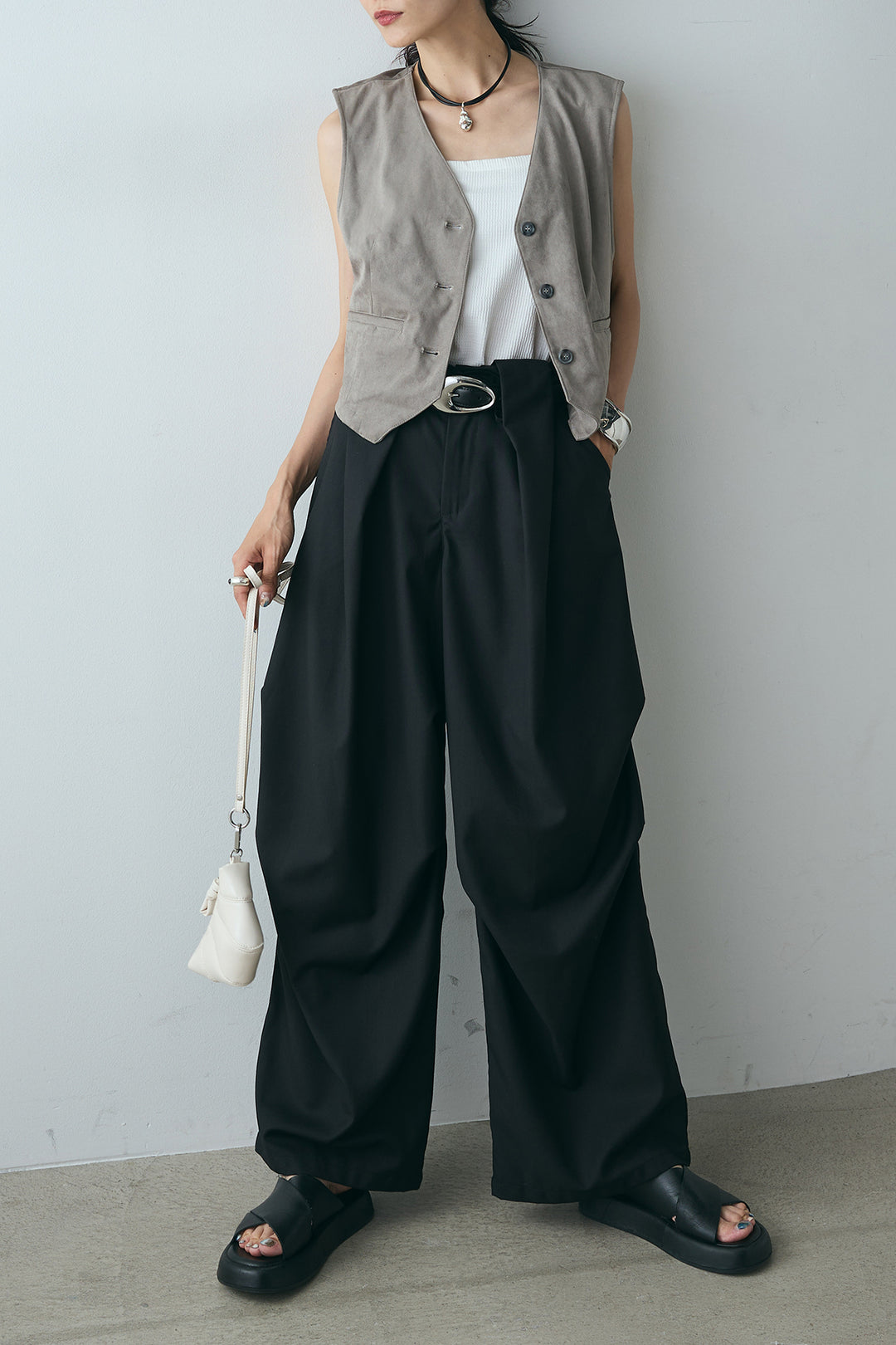 [SET]フェイクスエードボタンベスト+デザインタックパンツ(2set)