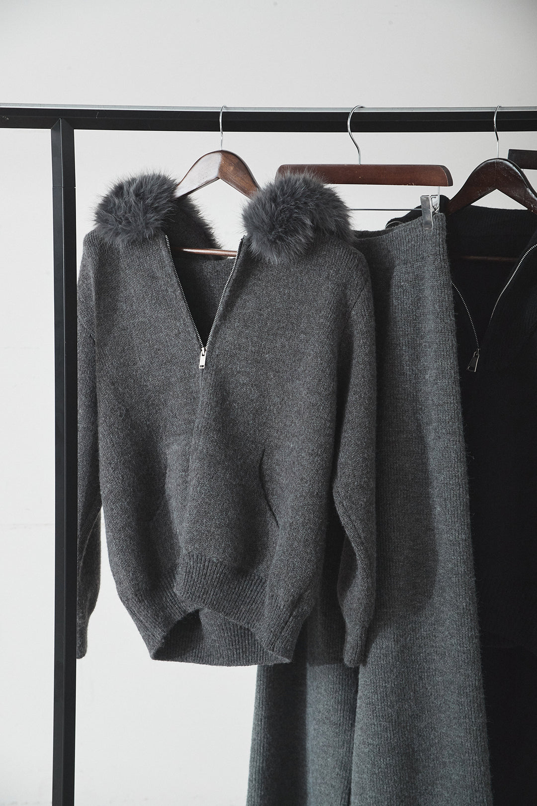 【着回しセット】[SET]ファー付きフーディーニットSETUP+ビッグカラーダブルジップニットSETUP(2set)