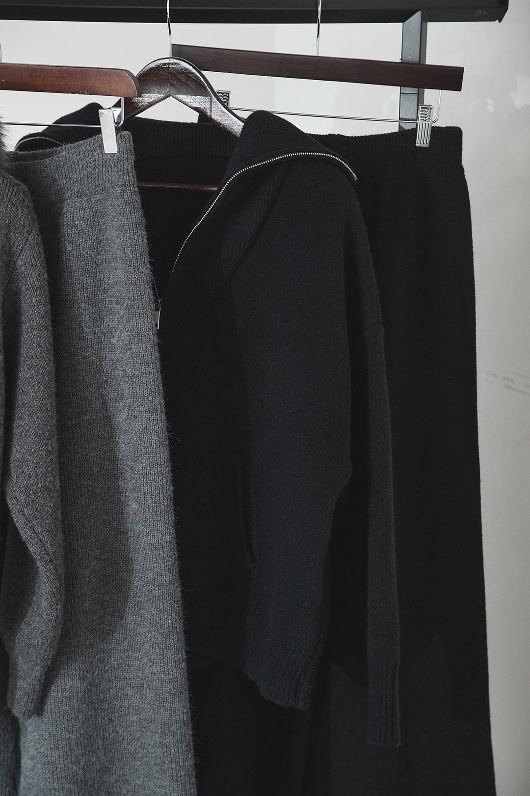 【着回しセット】[SET]ファー付きフーディーニットSETUP+ビッグカラーダブルジップニットSETUP(2set)