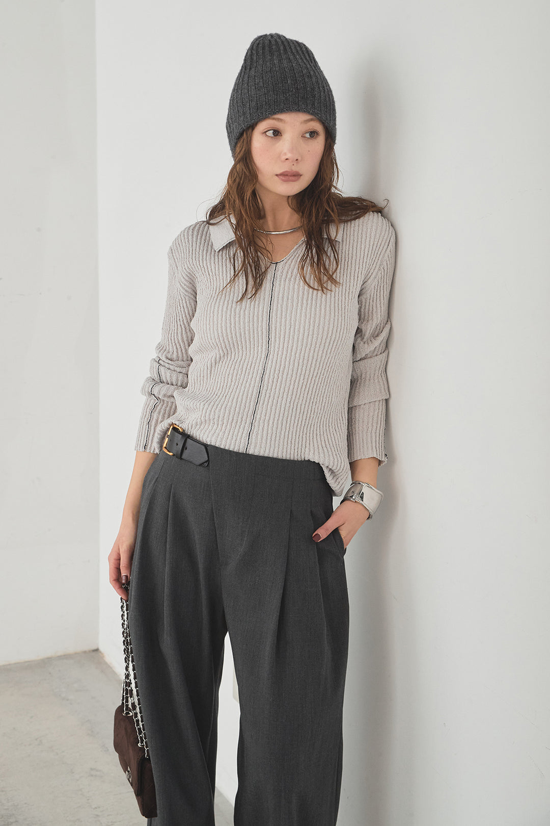 [SET]衿付きニットプルオーバー+サイドベルトタック入りスラックス(2set)