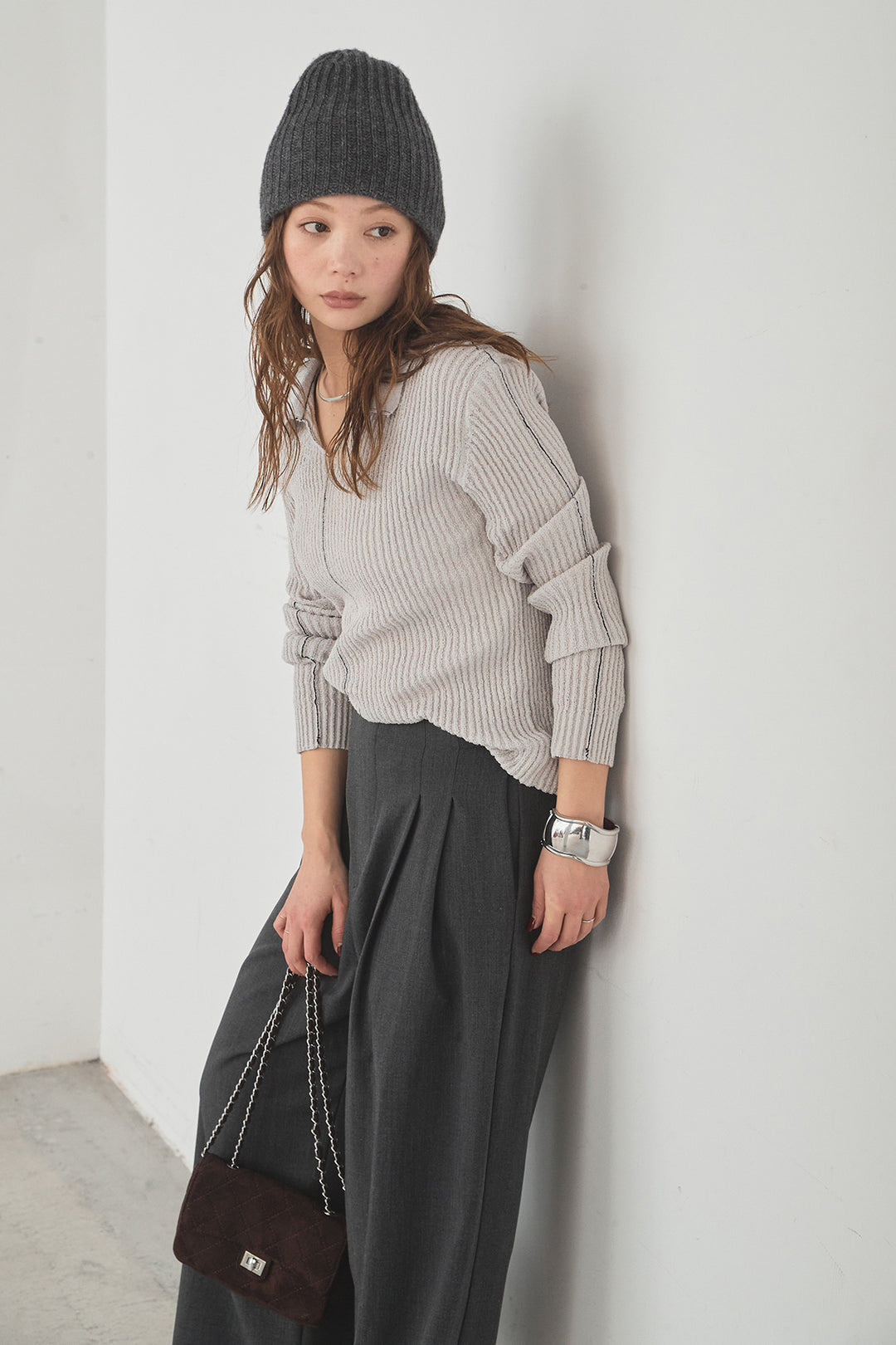 [SET]衿付きニットプルオーバー+サイドベルトタック入りスラックス(2set)