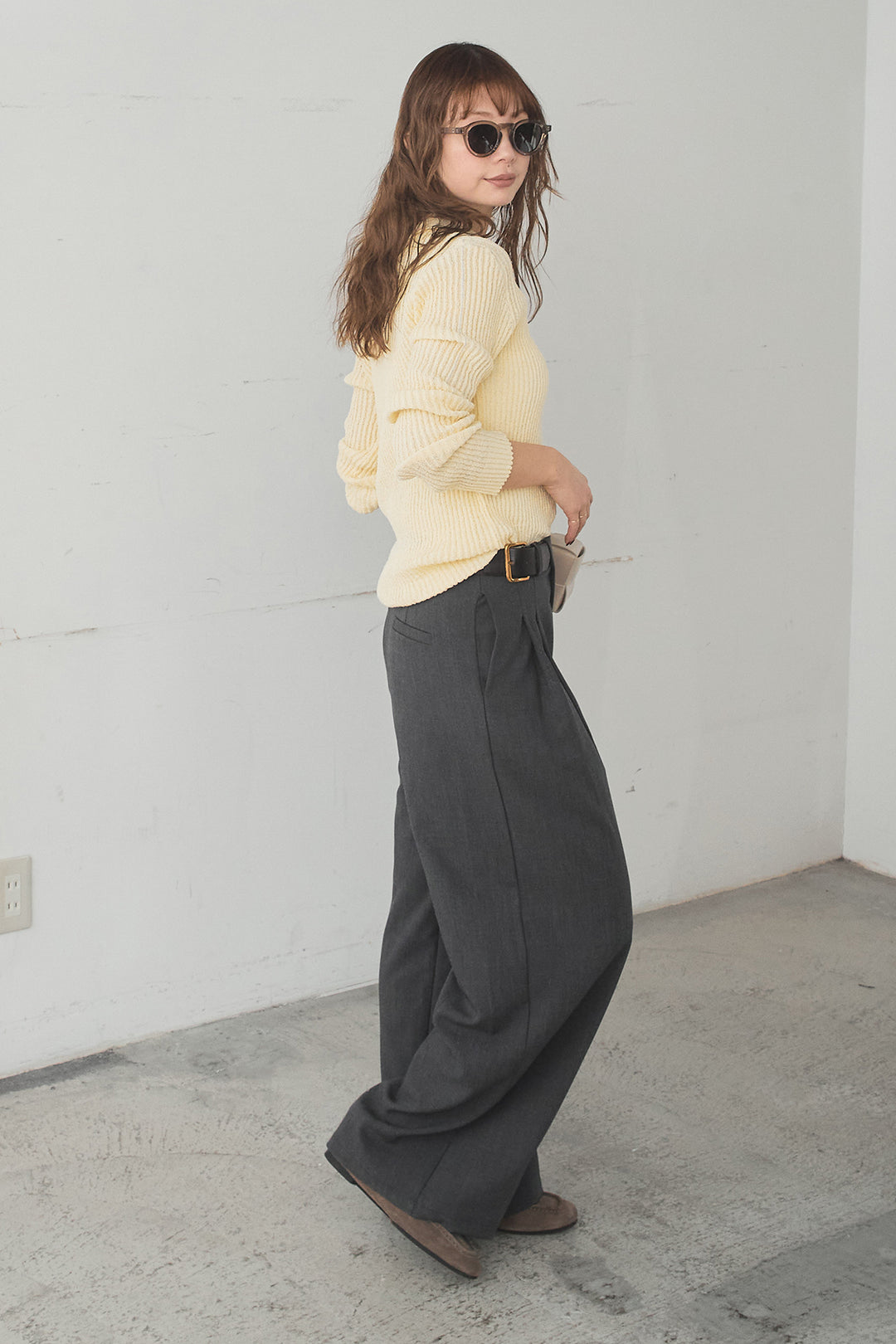 [SET]衿付きニットプルオーバー+サイドベルトタック入りスラックス(2set)