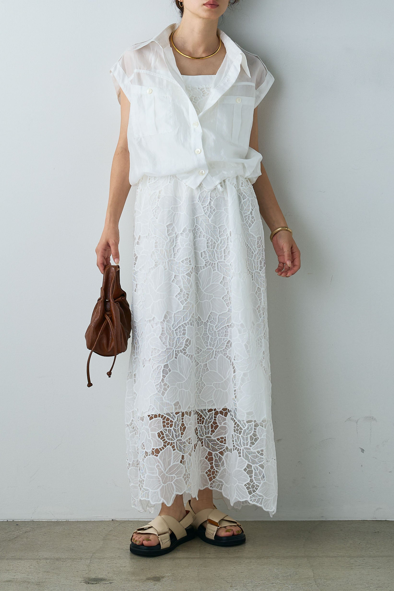 SET]襟付きウエスト絞りシアーシャツ+レース刺繍ロングキャミ