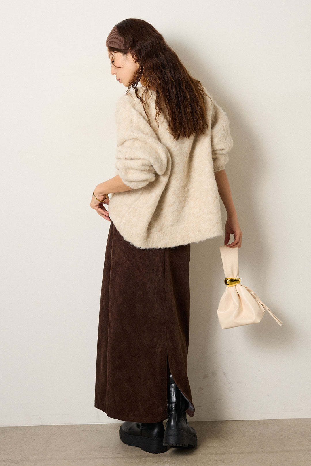 [SET]ウール混透かしロゴニットカーディガン+ロープベルト付きスウェード調スカート(2set)