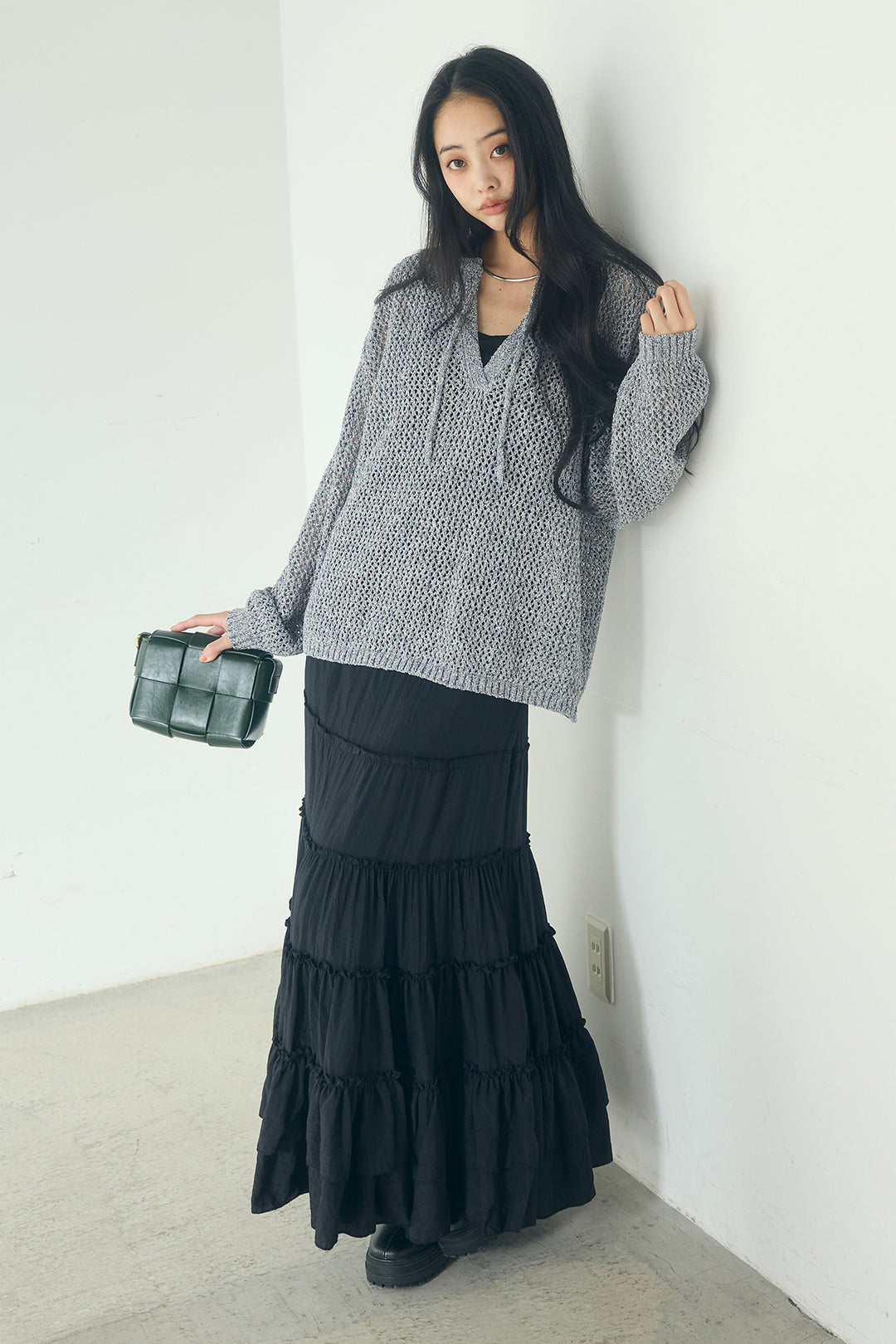 [SET]ミックスメッシュキーネックプルオーバー+ギャザーティアードマキシスカート(2set)