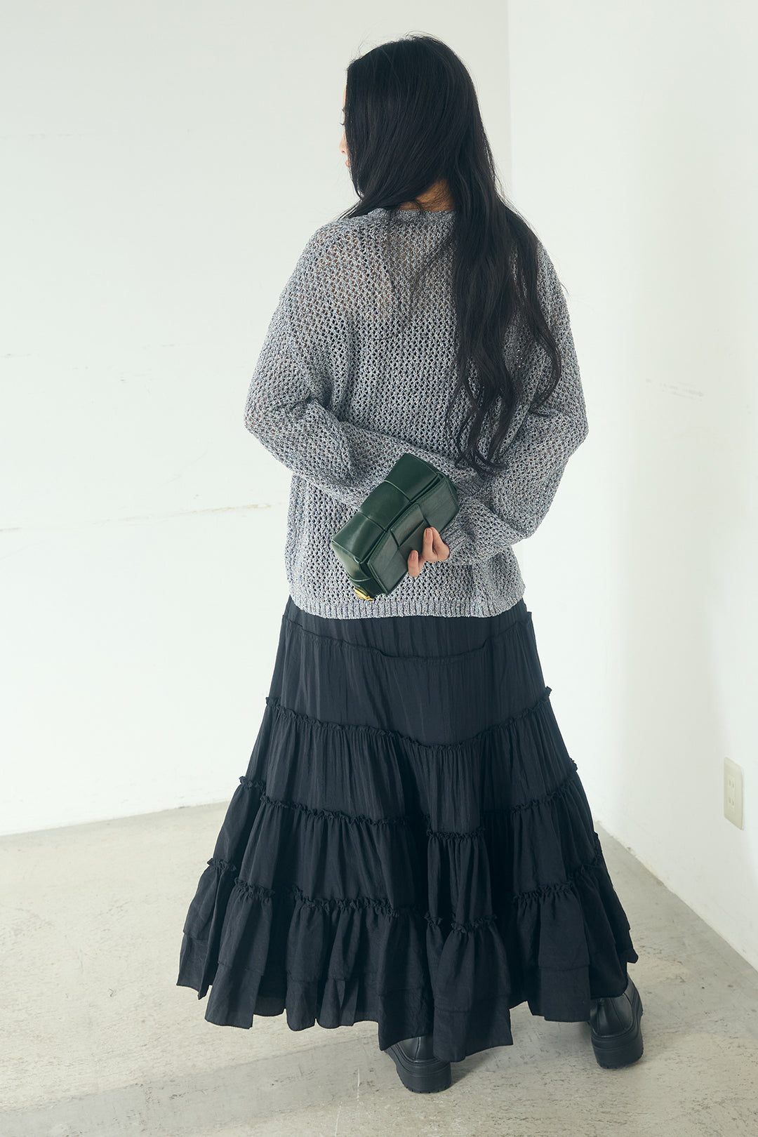 [SET]ミックスメッシュキーネックプルオーバー+ギャザーティアードマキシスカート(2set)
