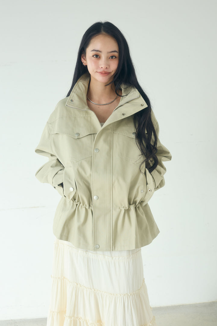 スタンドネックサイド絞りアウター