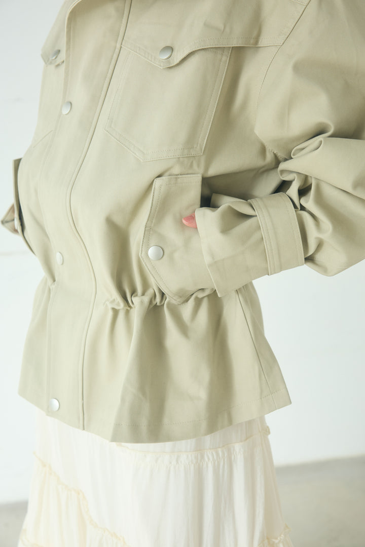 スタンドネックサイド絞りアウター