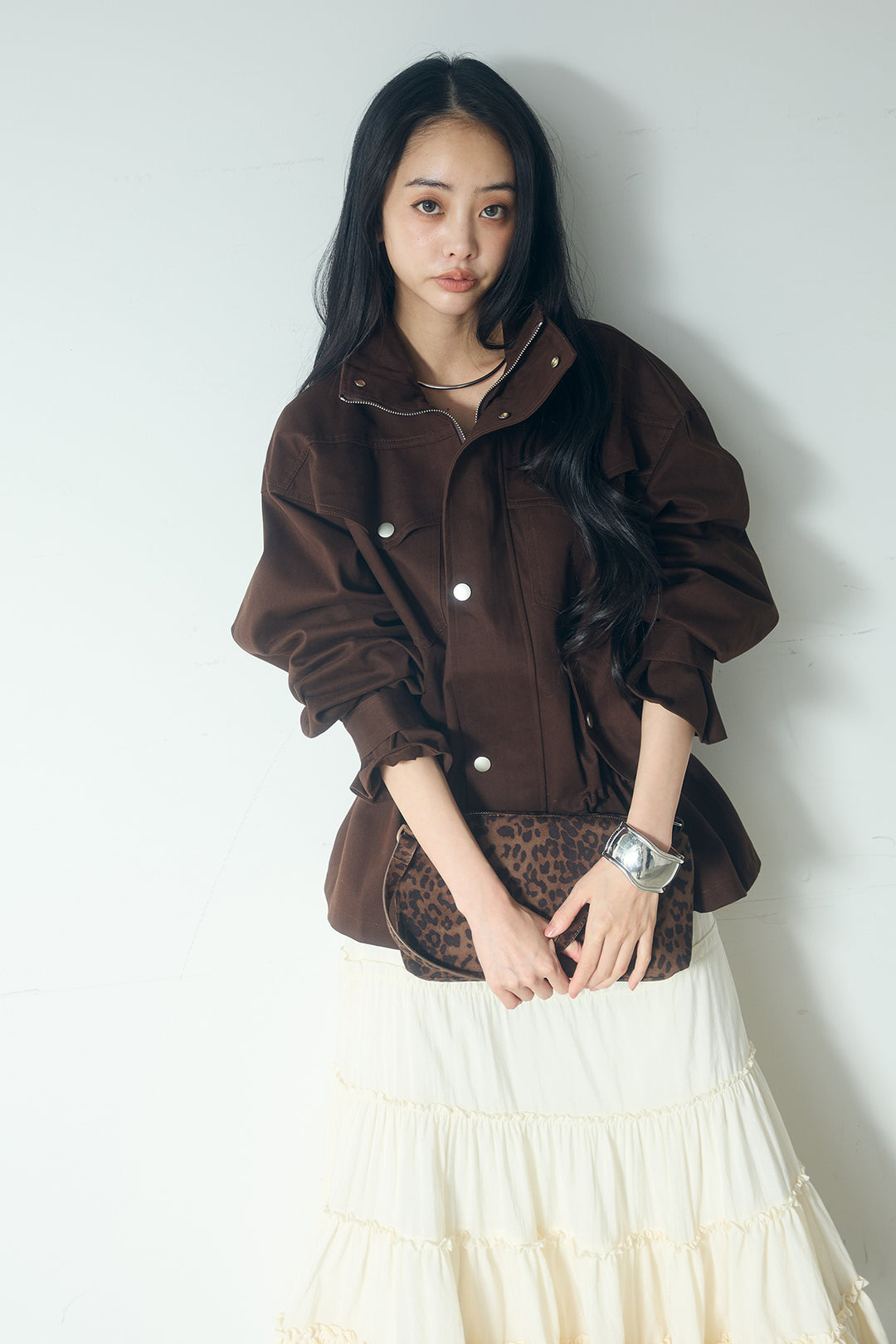 スタンドネックサイド絞りアウター