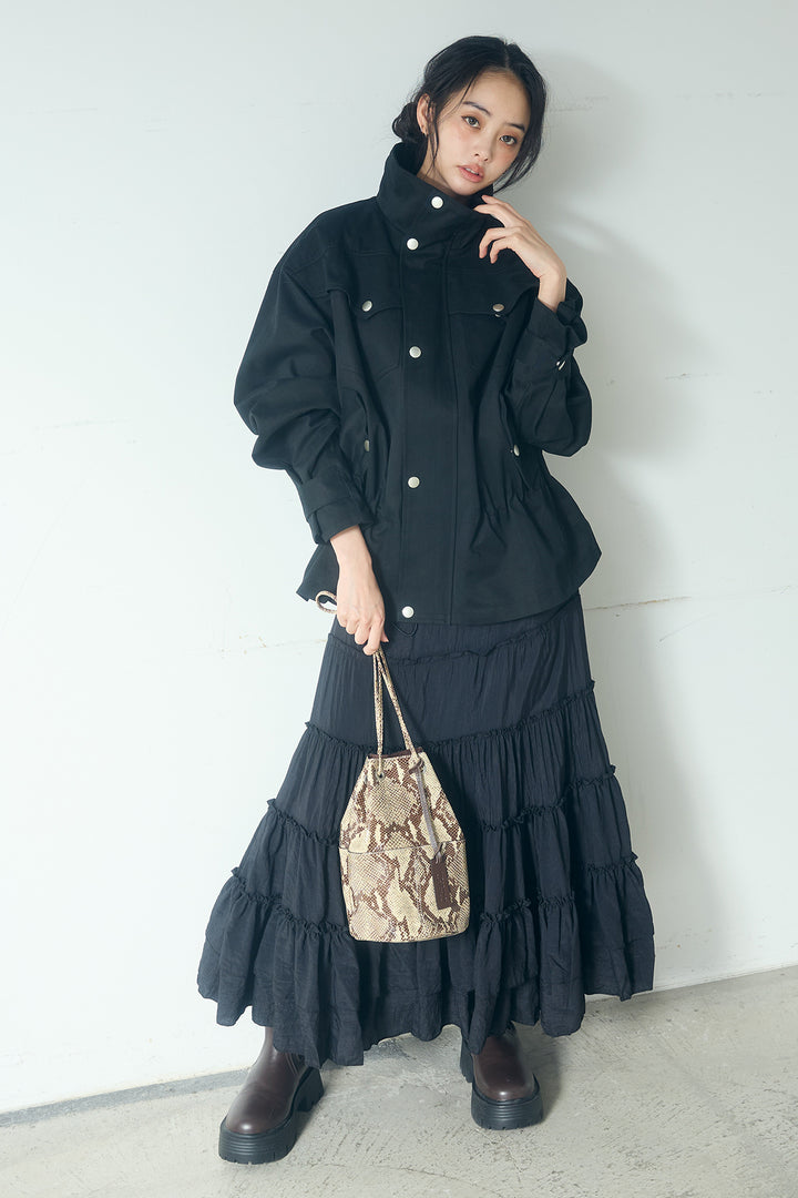 スタンドネックサイド絞りアウター