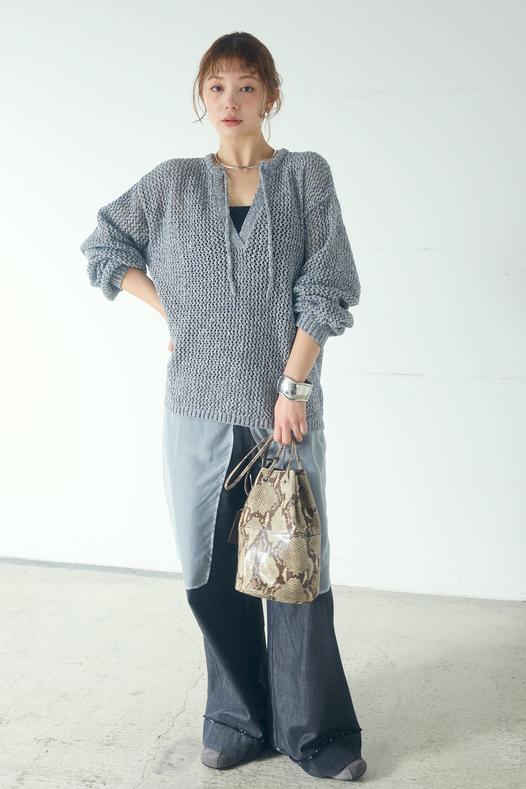[SET]ミックスメッシュキーネックプルオーバー+シアーチュールレイヤードワイドパンツ(2set)