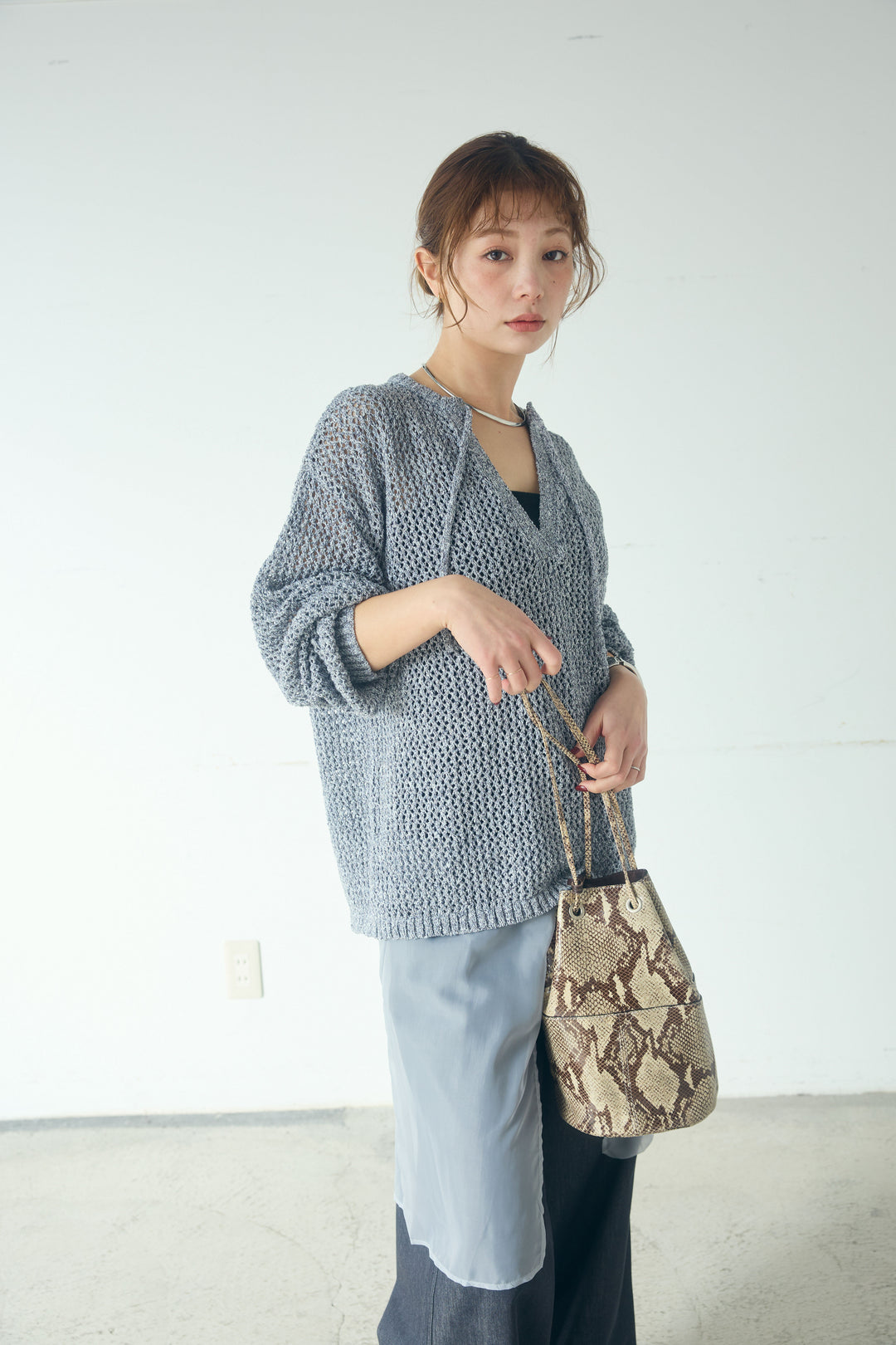 [SET]ミックスメッシュキーネックプルオーバー+シアーチュールレイヤードワイドパンツ(2set)