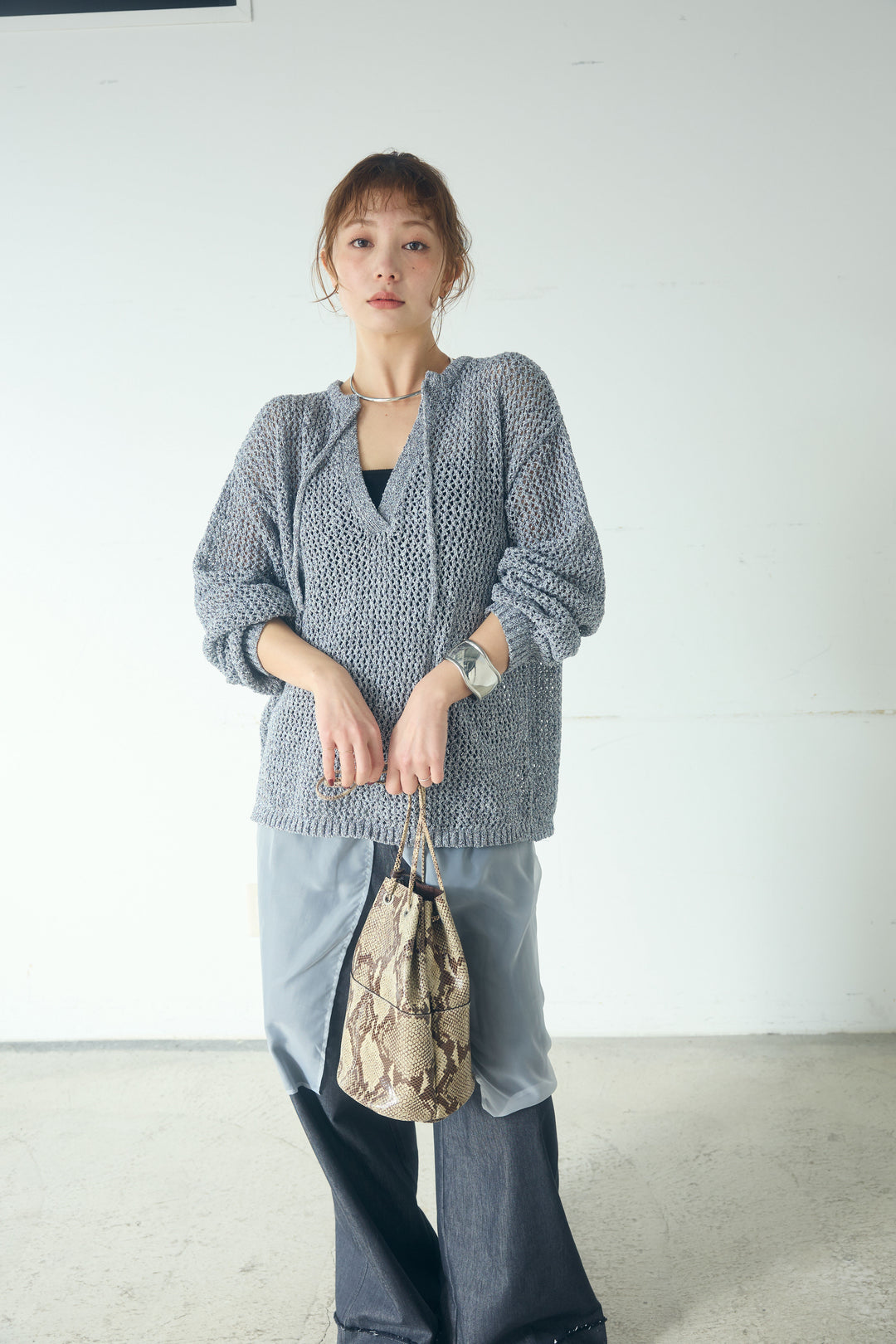 [SET]ミックスメッシュキーネックプルオーバー+シアーチュールレイヤードワイドパンツ(2set)