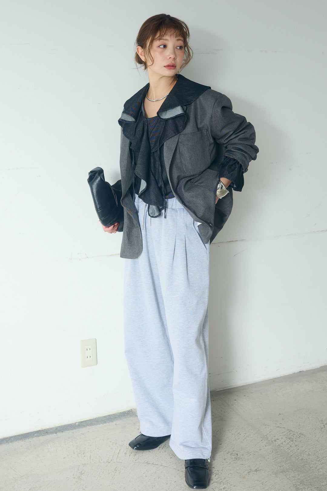 [SET]リネンライクテーラードジャケット+デニムフリルブラウス+裏毛スウェット2タックパンツ(3set)