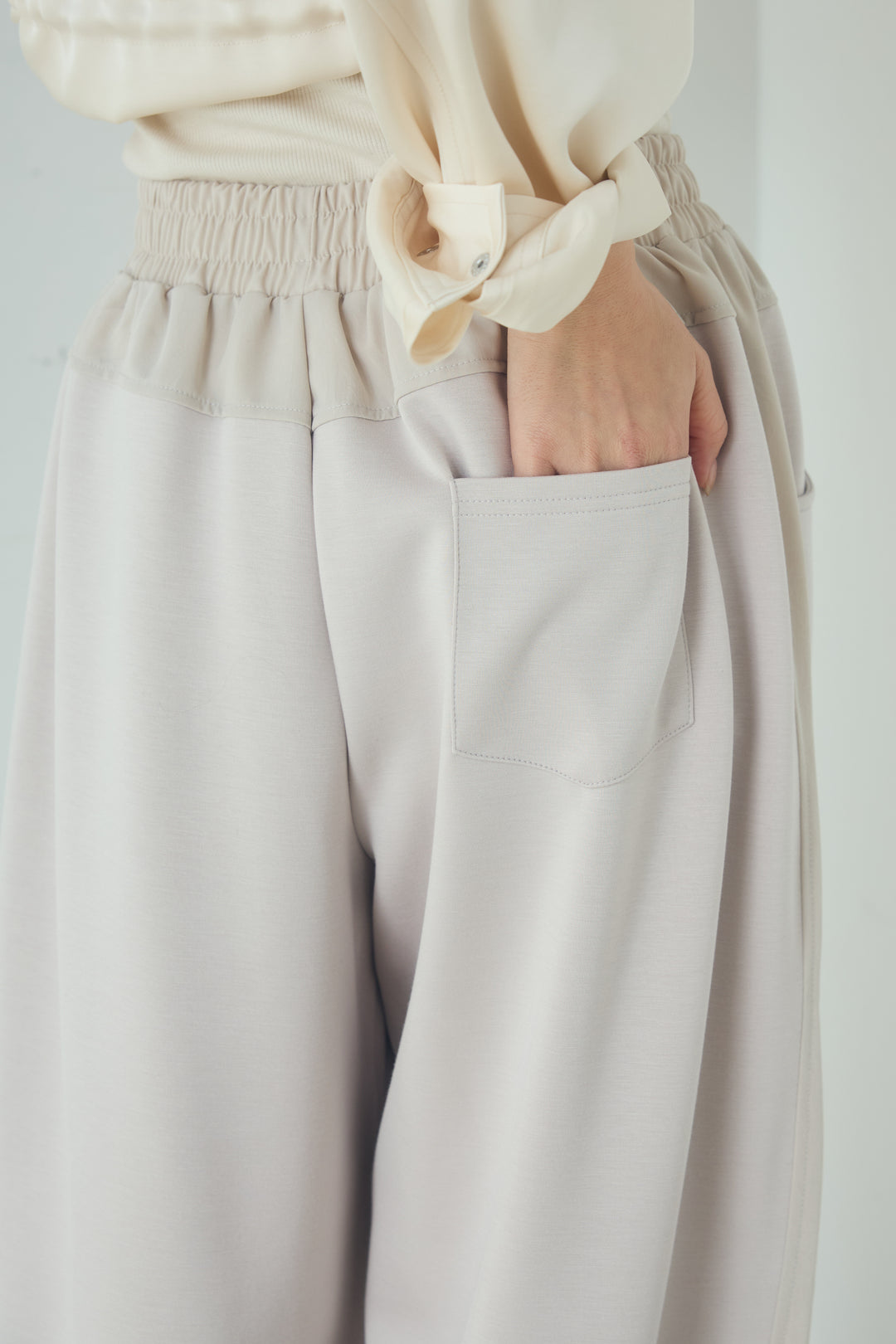 異素材切り替えスウェットパンツ