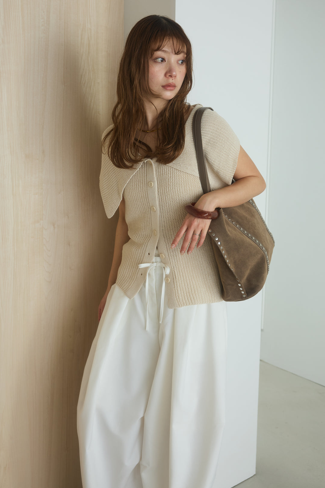 スウェードライクハトメトート/ベージュ