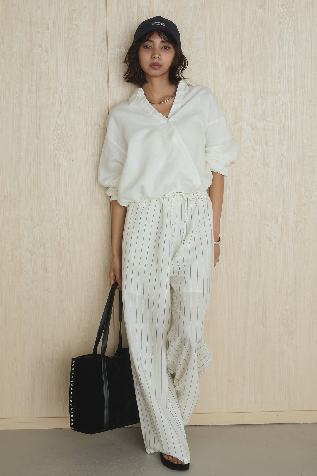 スウェードライクハトメトート/ブラック