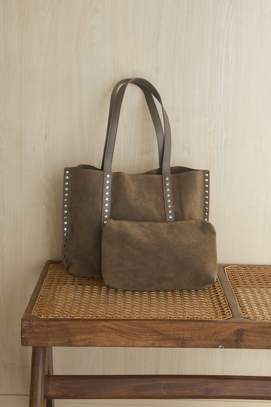 スウェードライクハトメトート/ブラック