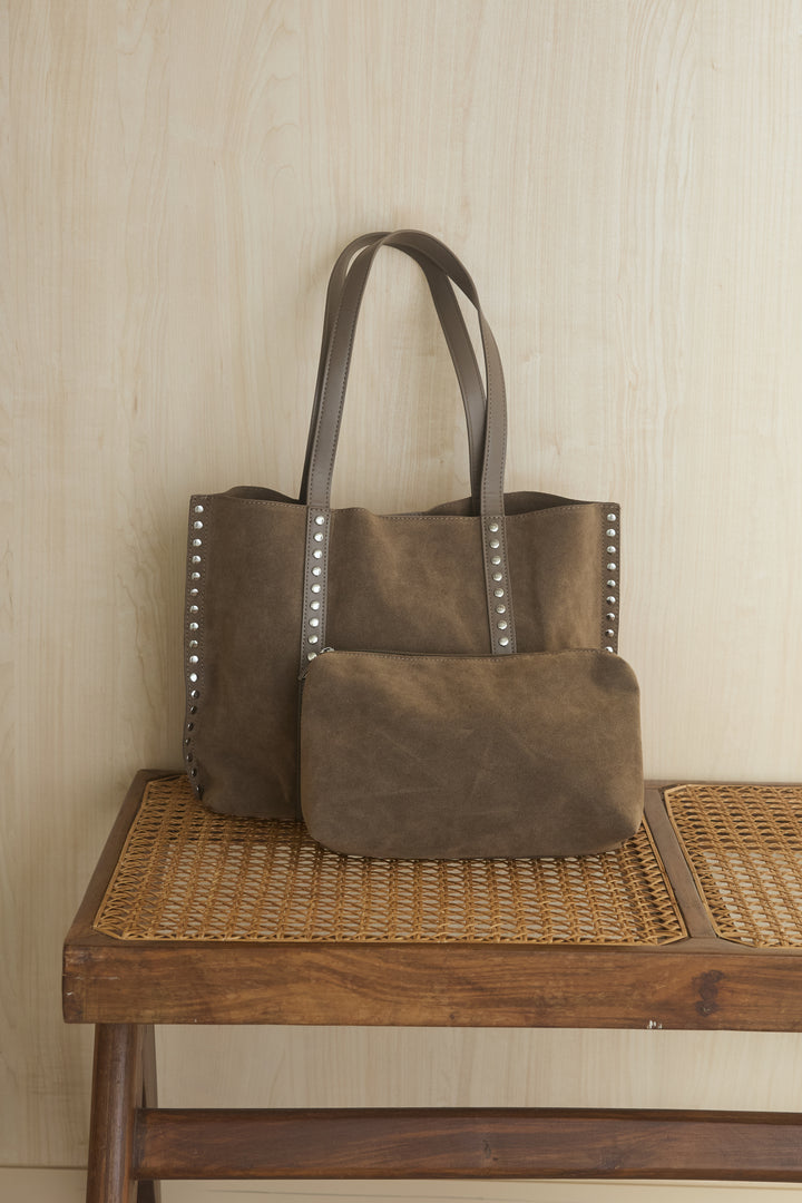 スウェードライクハトメトート/ブラック