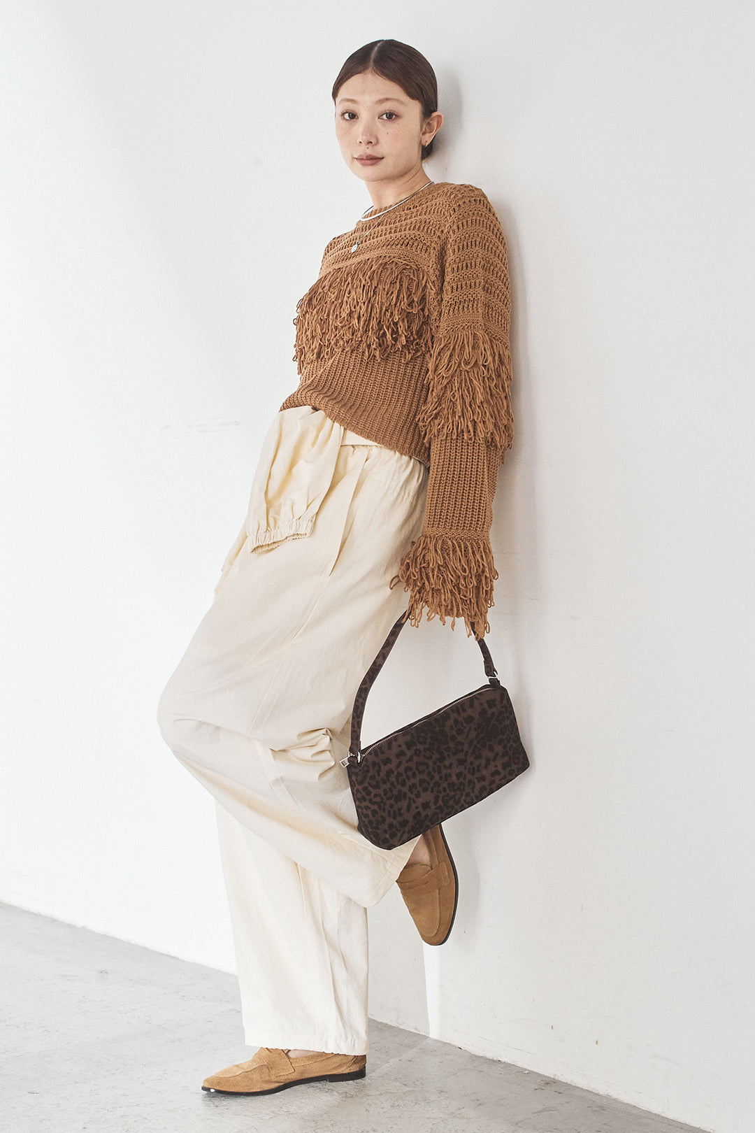 [SET]メッシュフリンジ切り替えプルオーバー+合繊ツイルスタンドウエスト巻きジョガーパンツ(2set)