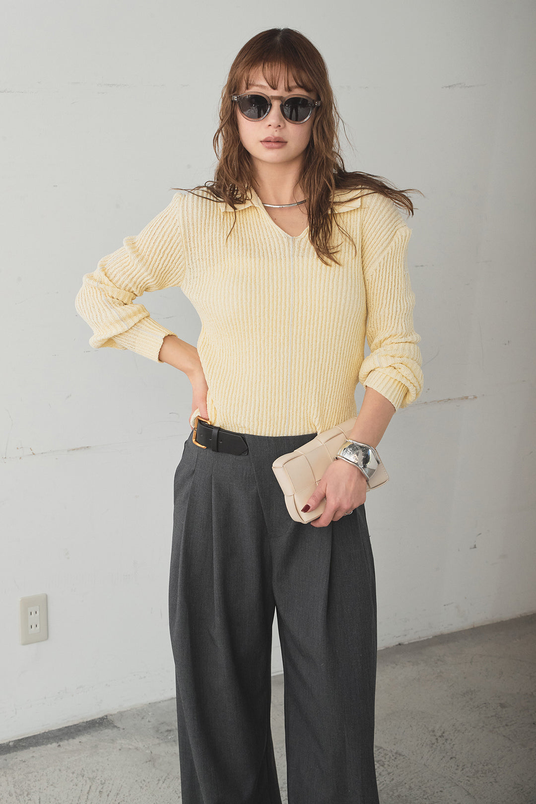 [SET]衿付きニットプルオーバー+サイドベルトタック入りスラックス(2set)