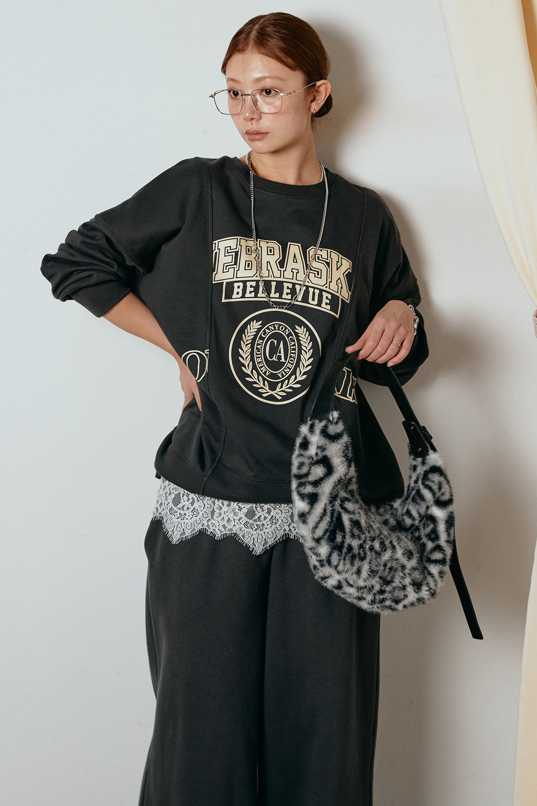 [SET]裏毛カレッジプリントプルオーバー+カップ付きレースドッキングキャミソール(2set)