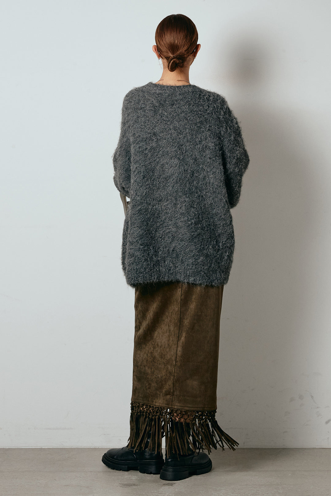 [SET]シャギーニュアンスアニマルニット+スウェードライク裾フリンジスカート(2set)