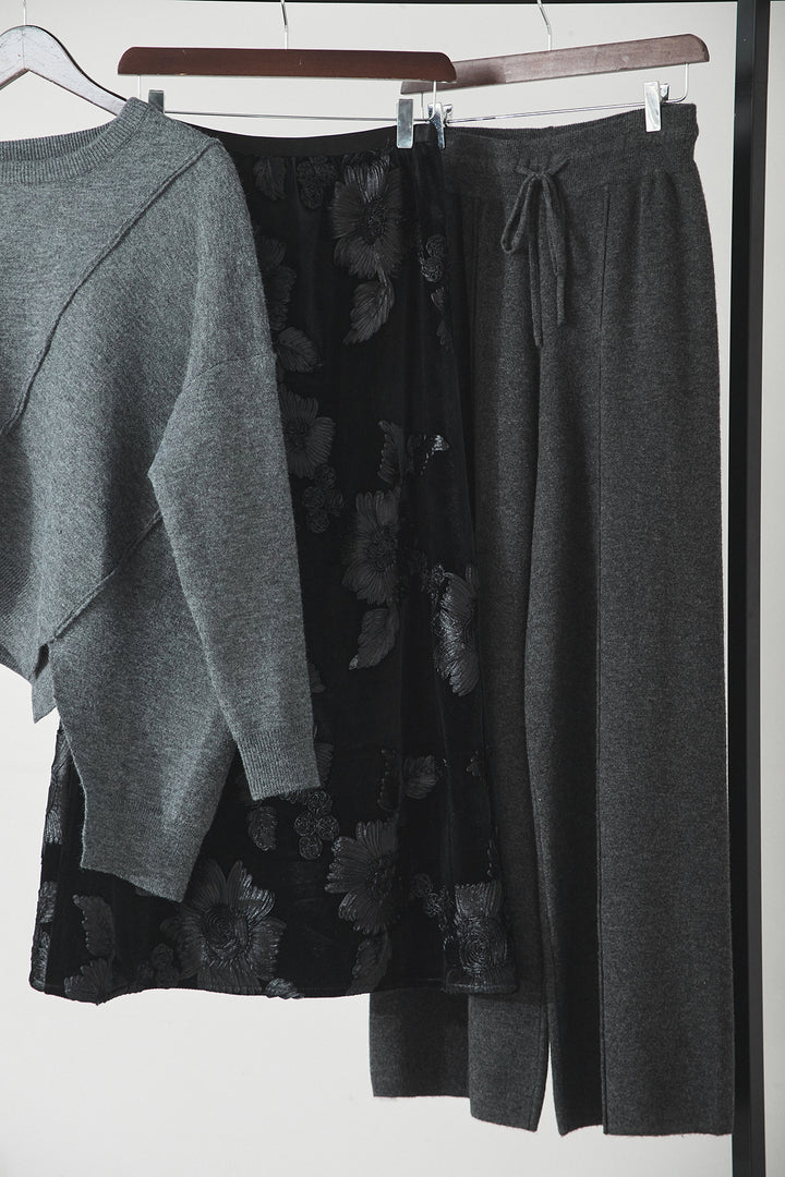 【着回しセット】[SET]アシンメトリーデザインニットトップス+センターラインニットパンツ+フラワー刺繍ワイドスカート(3set)