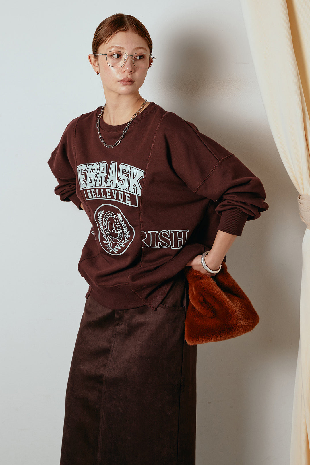 [SET]裏毛カレッジプリントプルオーバー+スウェードライク裾フリンジスカート(2set)