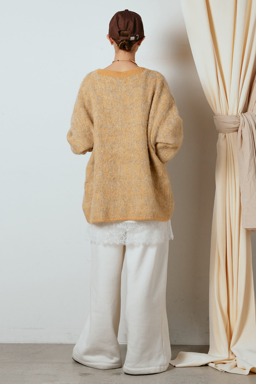 [SET]ボリュームスリーブミックスニットトップス+レース切り替えキャミソール(2set)