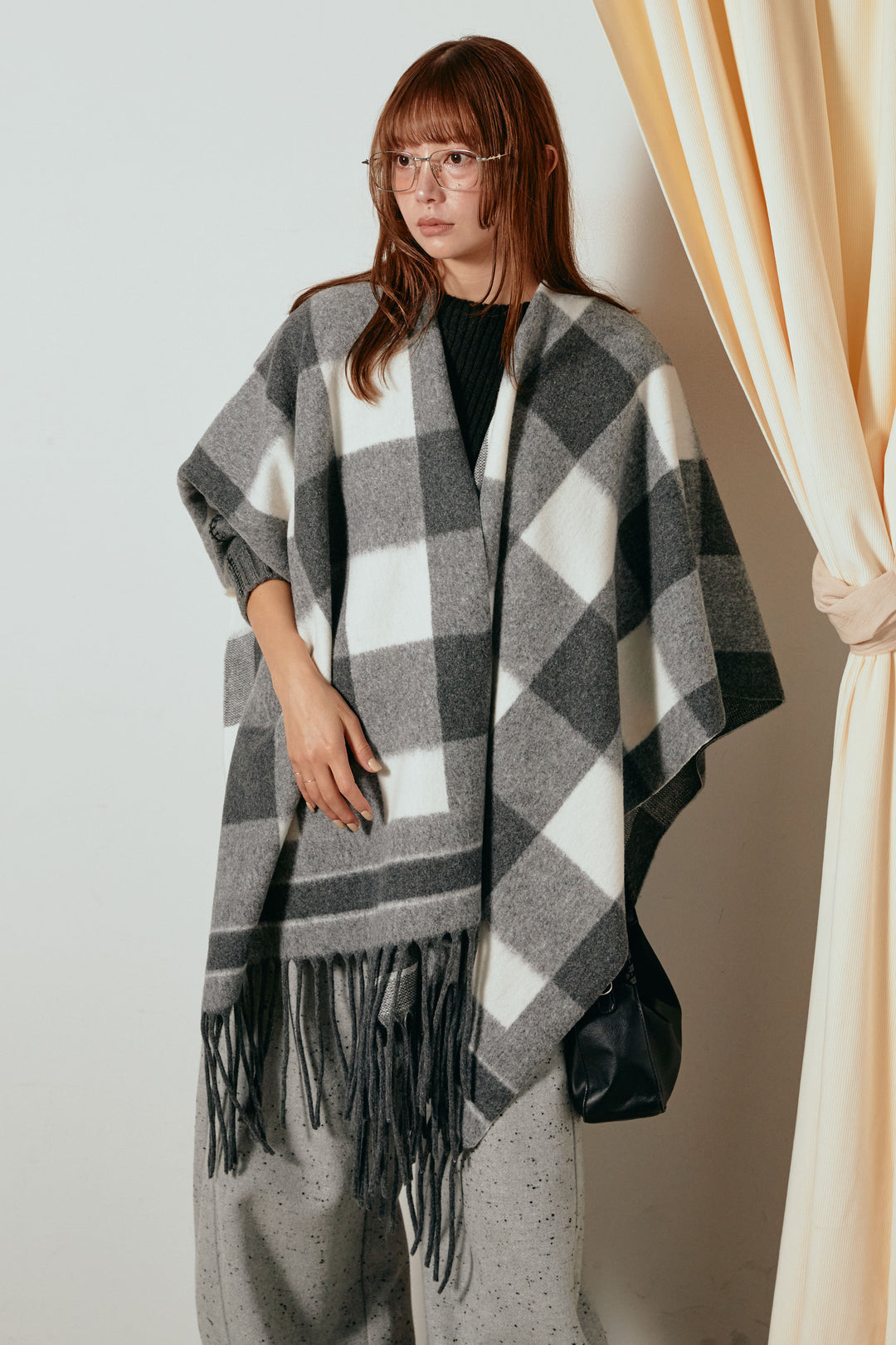 裾フリンジ柄ポンチョアウター/ブラック