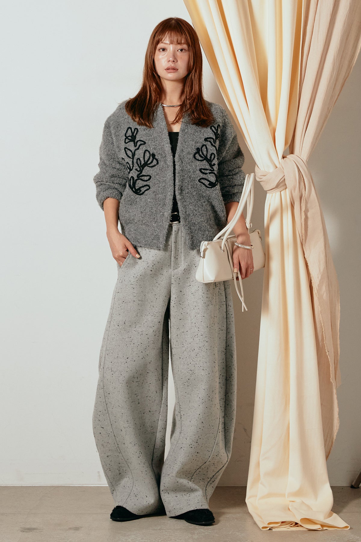 SET]テープ刺繍ニットカーディガン+ベルト付きネップツイードカーブ