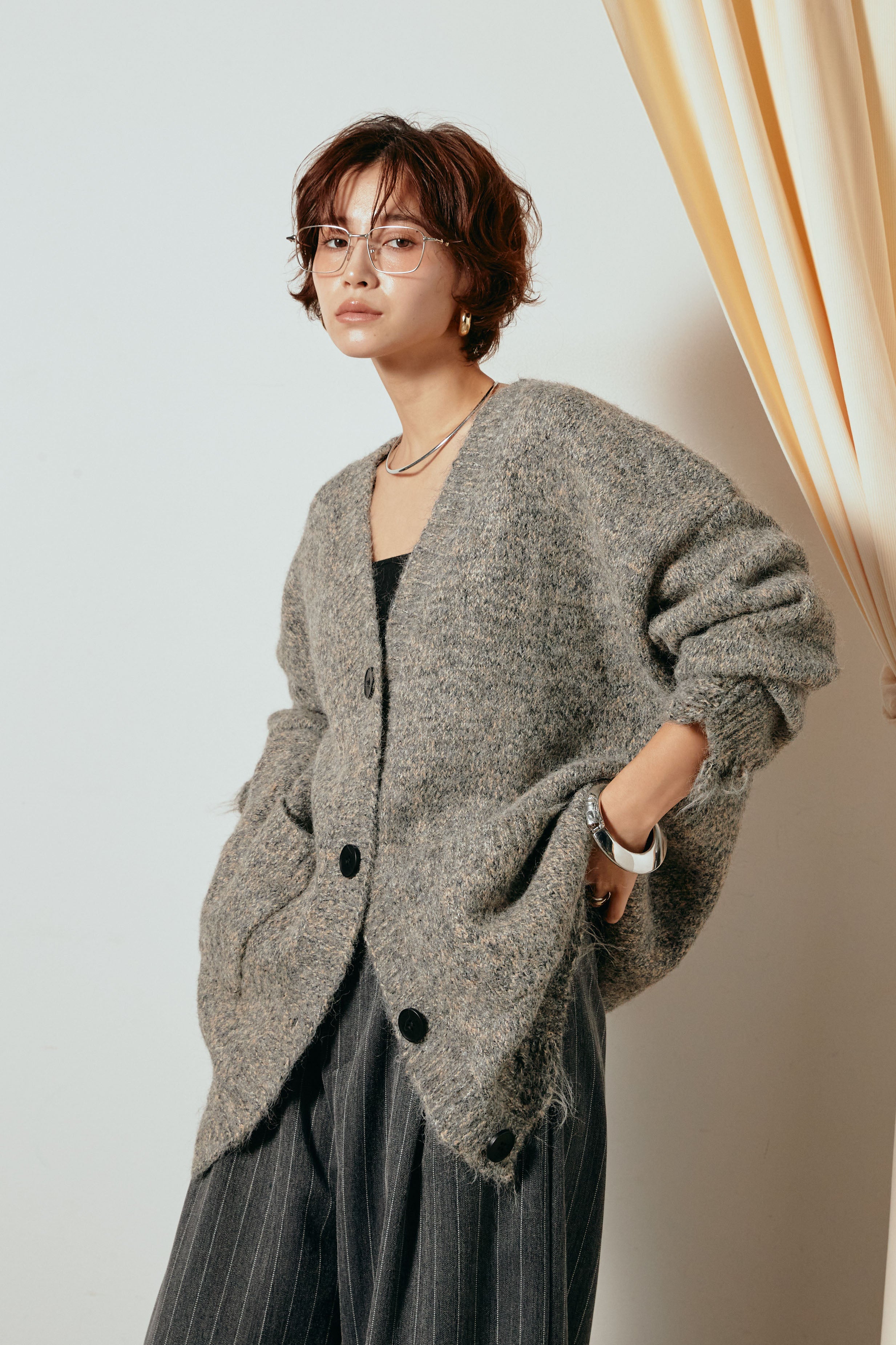 【Acne Studios】Vネックニットカーディガン　グリーン Acne Studios / アクネストゥディオズ | Vネック モヘア ニット