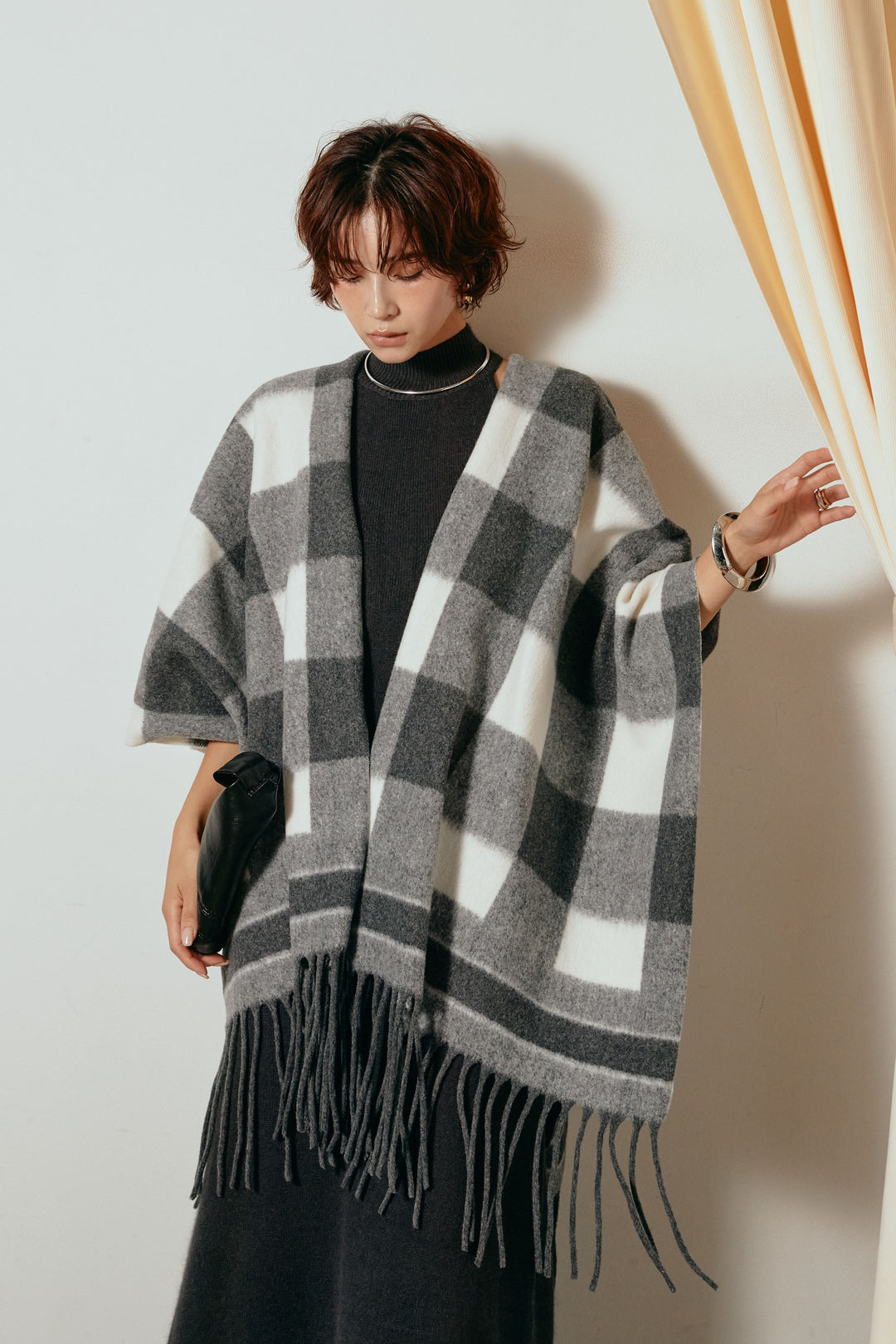 裾フリンジ柄ポンチョアウター/ブラック