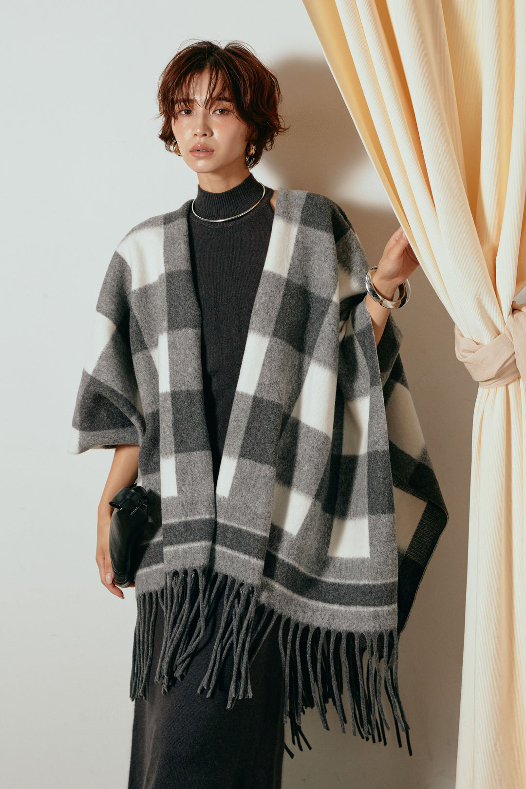 裾フリンジ柄ポンチョアウター/ブラック