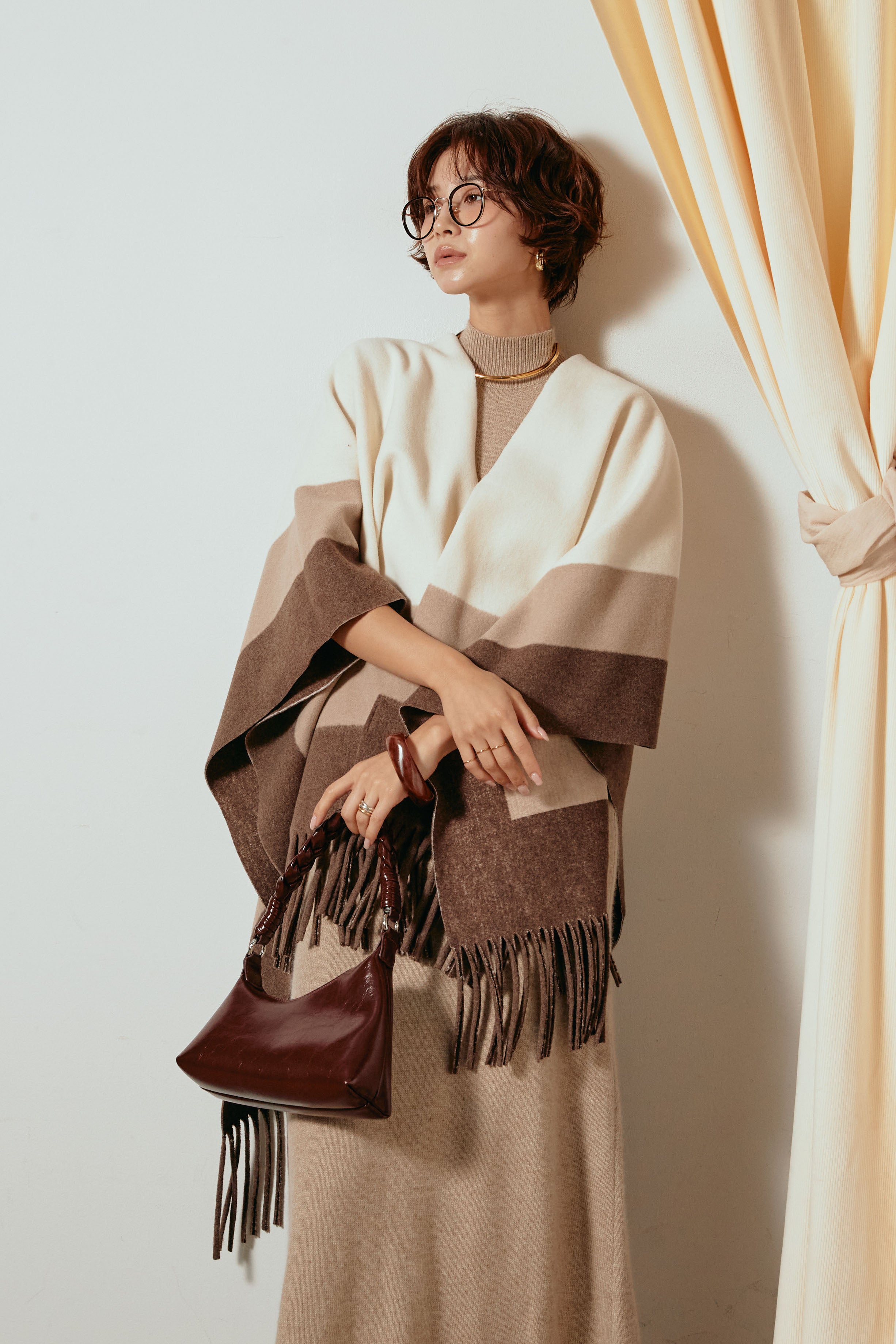 裾フリンジ柄ポンチョアウター/ベージュ – ESICA