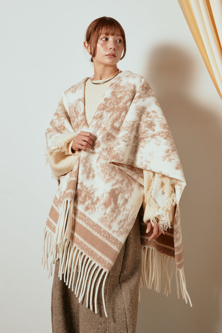 裾フリンジジャガード柄ポンチョアウター/アイボリー