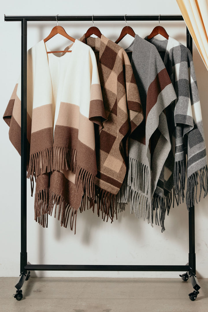 裾フリンジ柄ポンチョアウター/ブラック