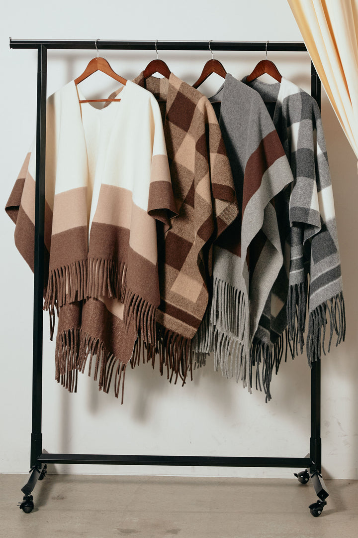 裾フリンジ柄ポンチョアウター/ブラック