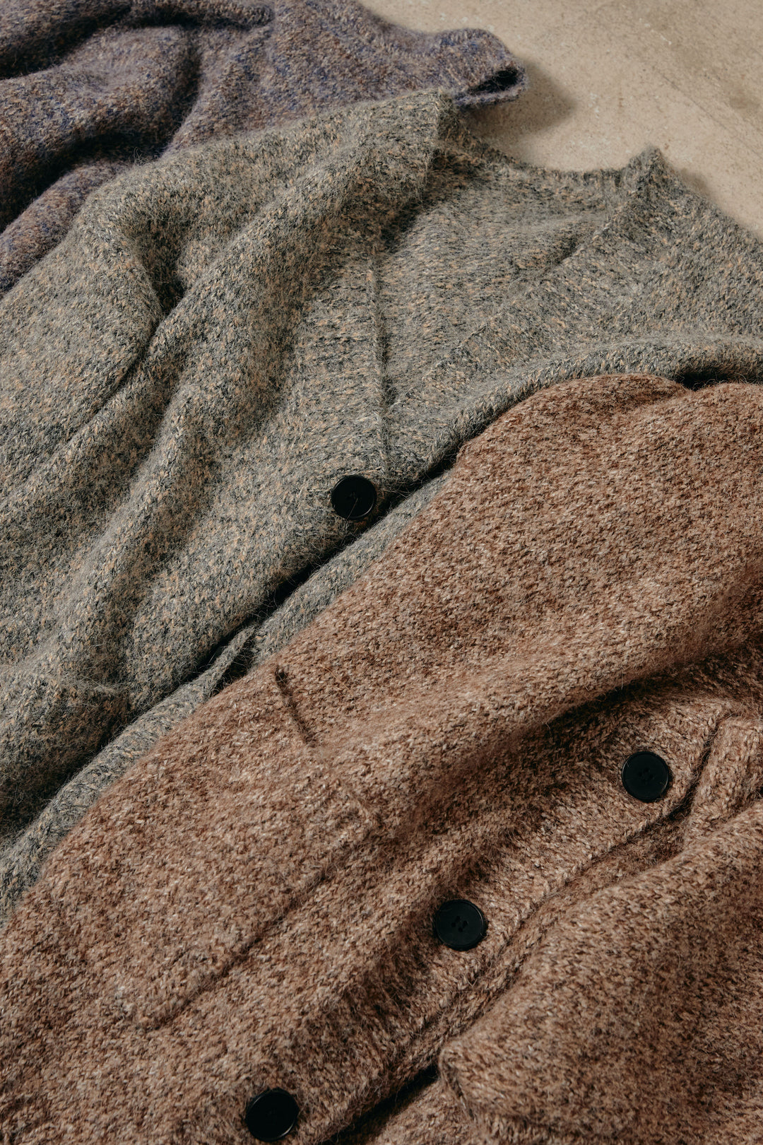 Vネックミックスニットカーディガン/ブラウン