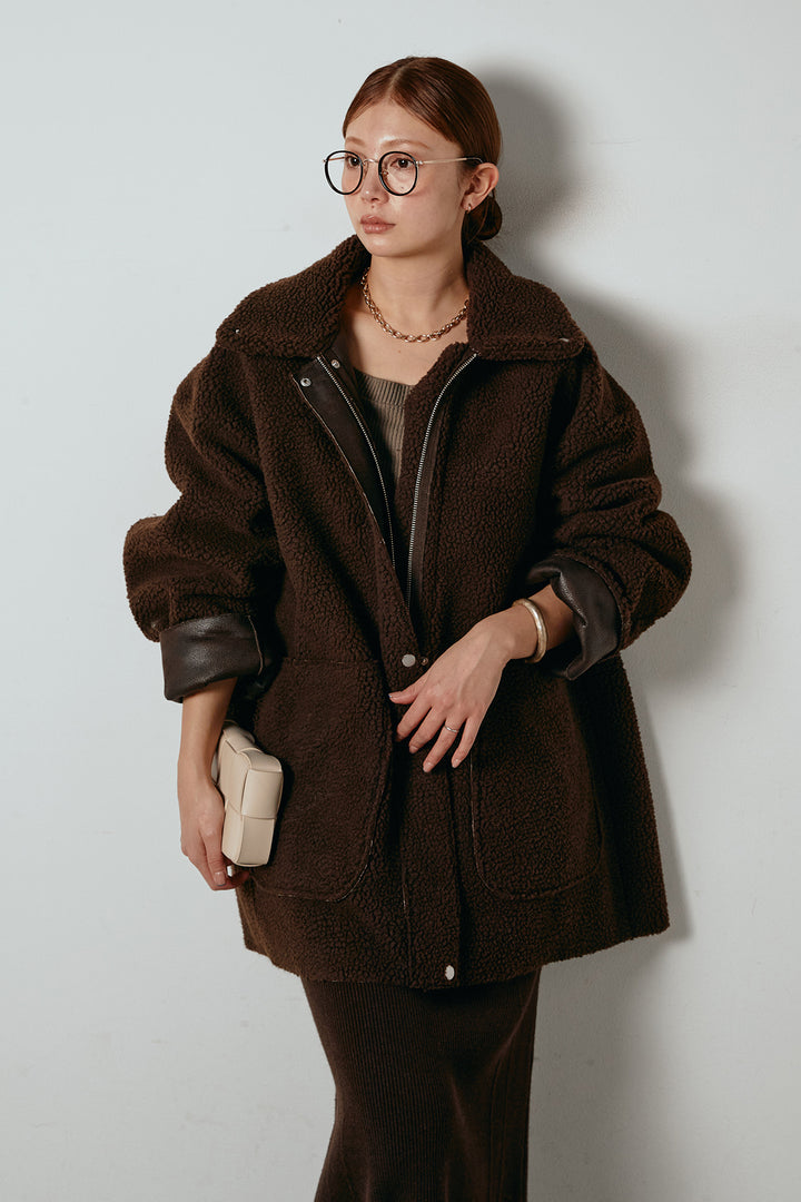 リバーシブルエコムートンコート