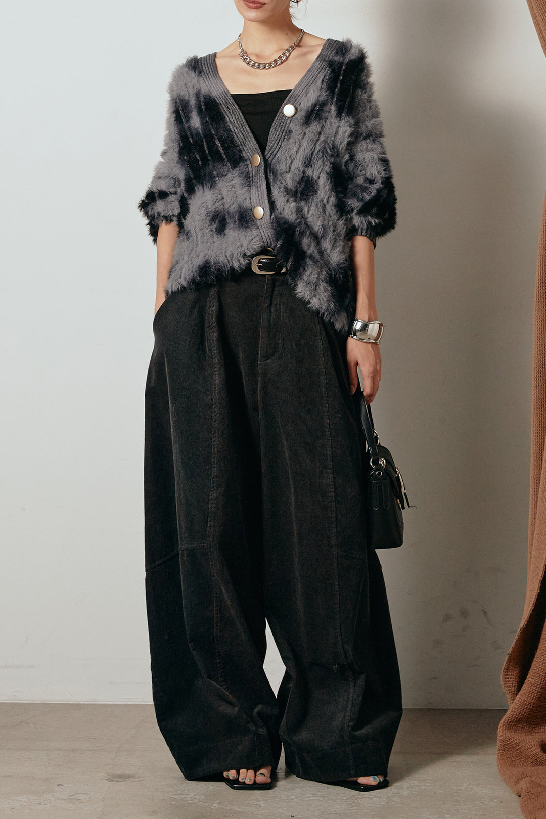 【着回しセット】[SET]タイダイ柄シャギーニットカーディガン+タック入りコーデュロイワイドパンツ+タイダイ柄シャギーニットカーディガン(3set)