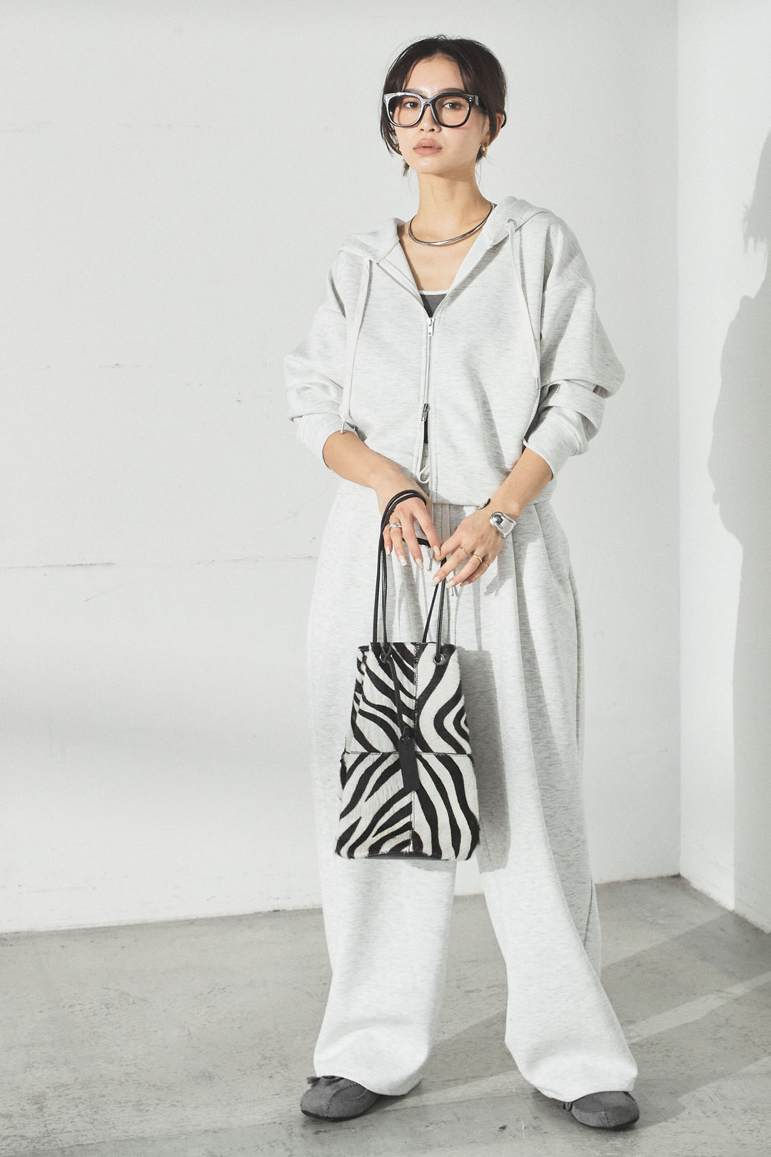 [SET]スウェットドルマンジップフードパーカー+スウェットコクーンイージーパンツ(2set)