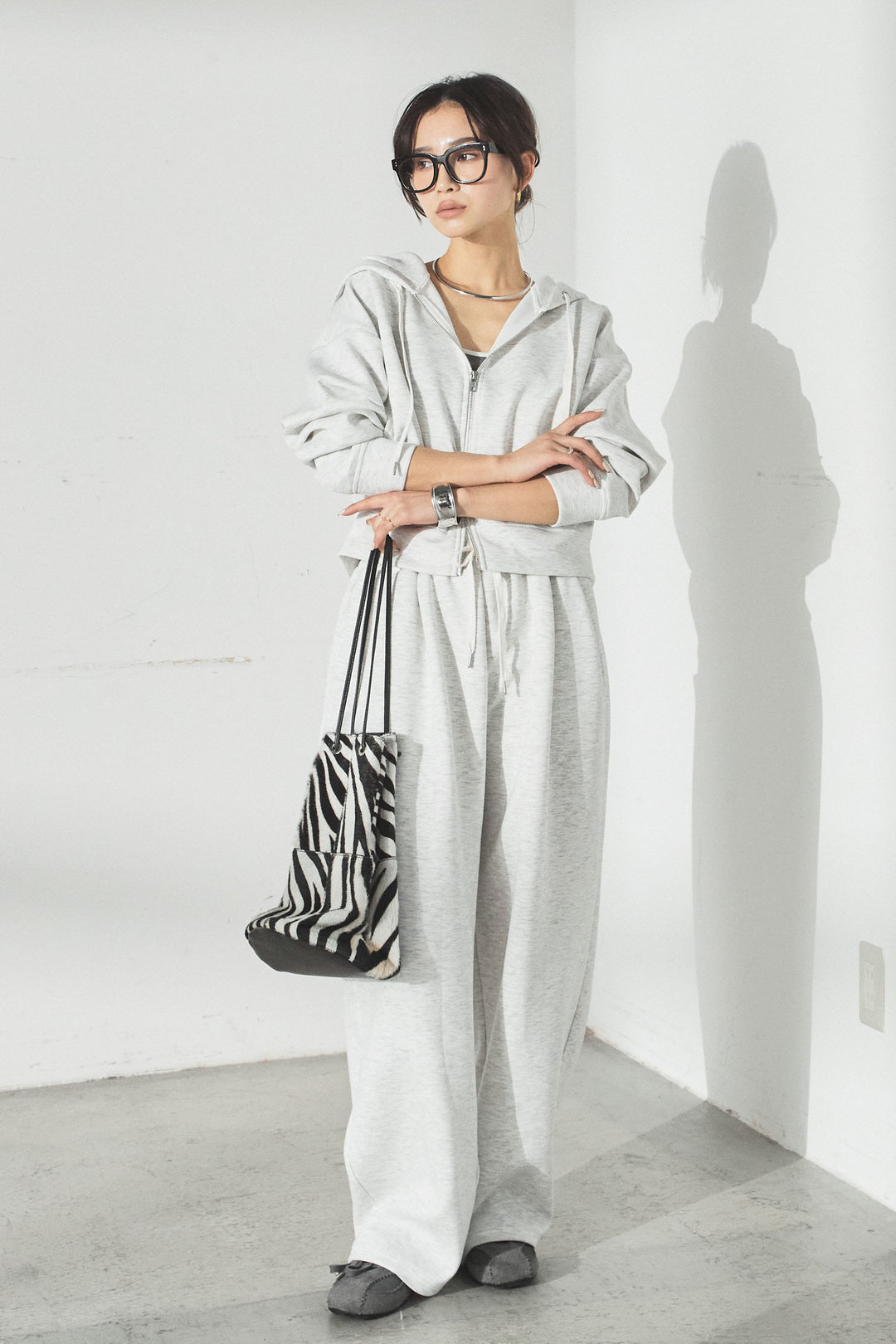 [SET]スウェットドルマンジップフードパーカー+スウェットコクーンイージーパンツ(2set)