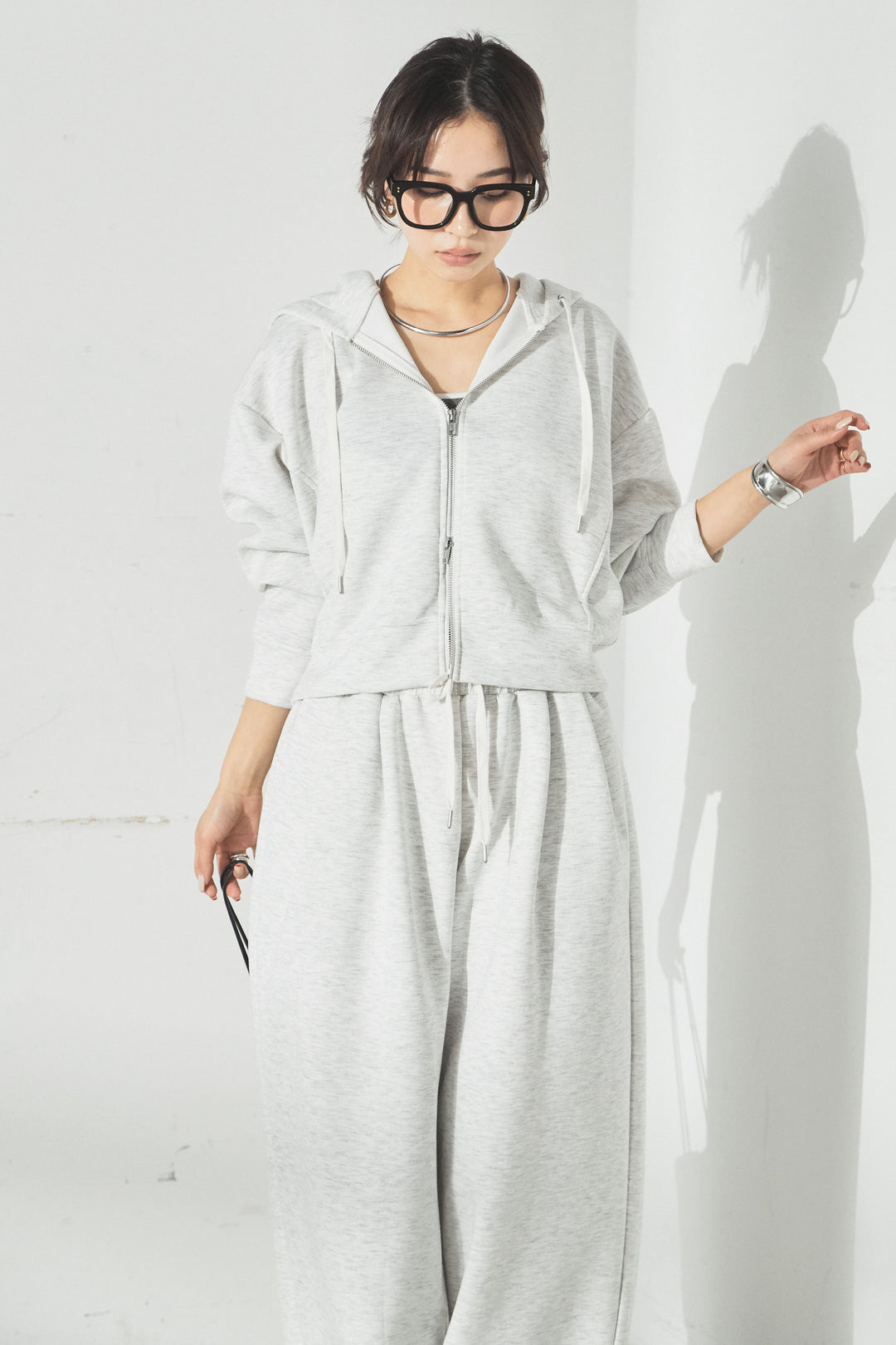 [SET]スウェットドルマンジップフードパーカー+スウェットコクーンイージーパンツ(2set)