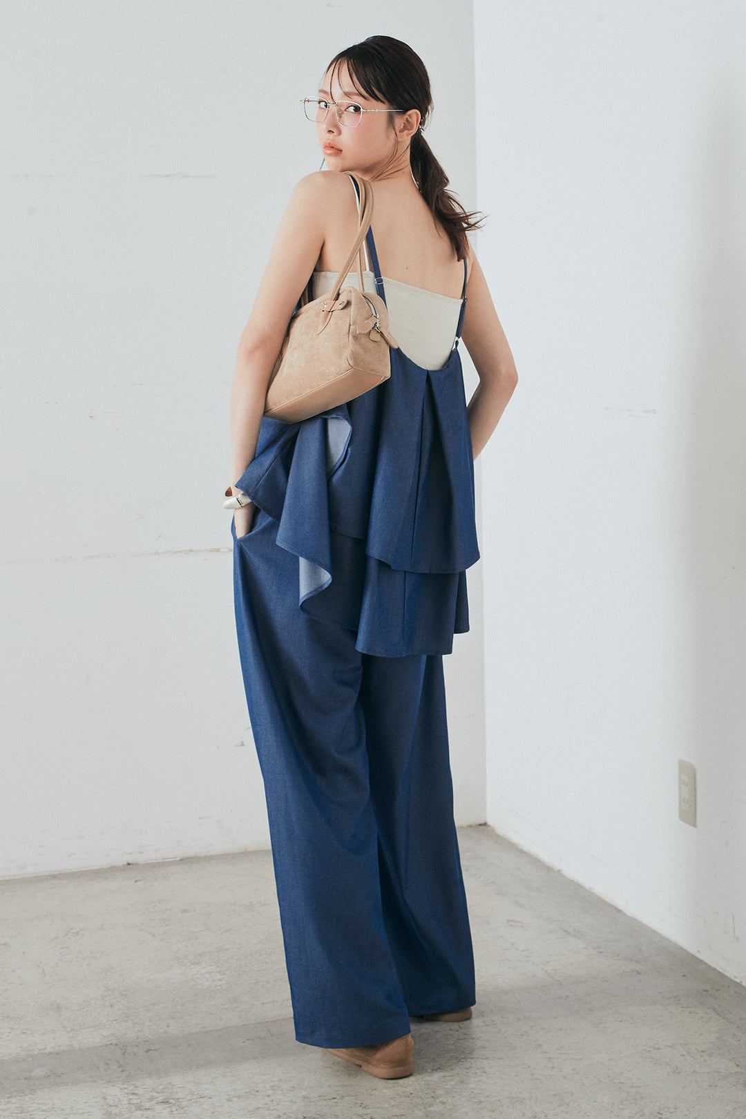 [SET]デニムライクツイルティアードキャミソール+デニムライクツイルタックパンツ(2set)