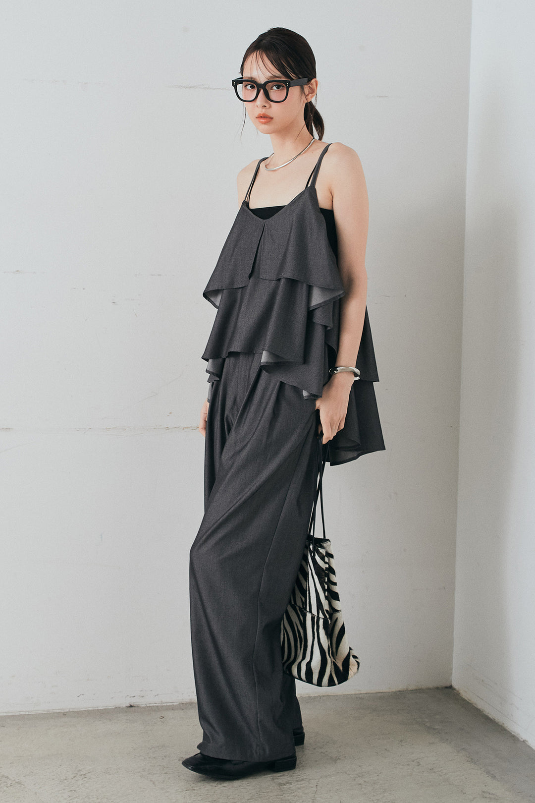 [SET]デニムライクツイルティアードキャミソール+デニムライクツイルタックパンツ(2set)