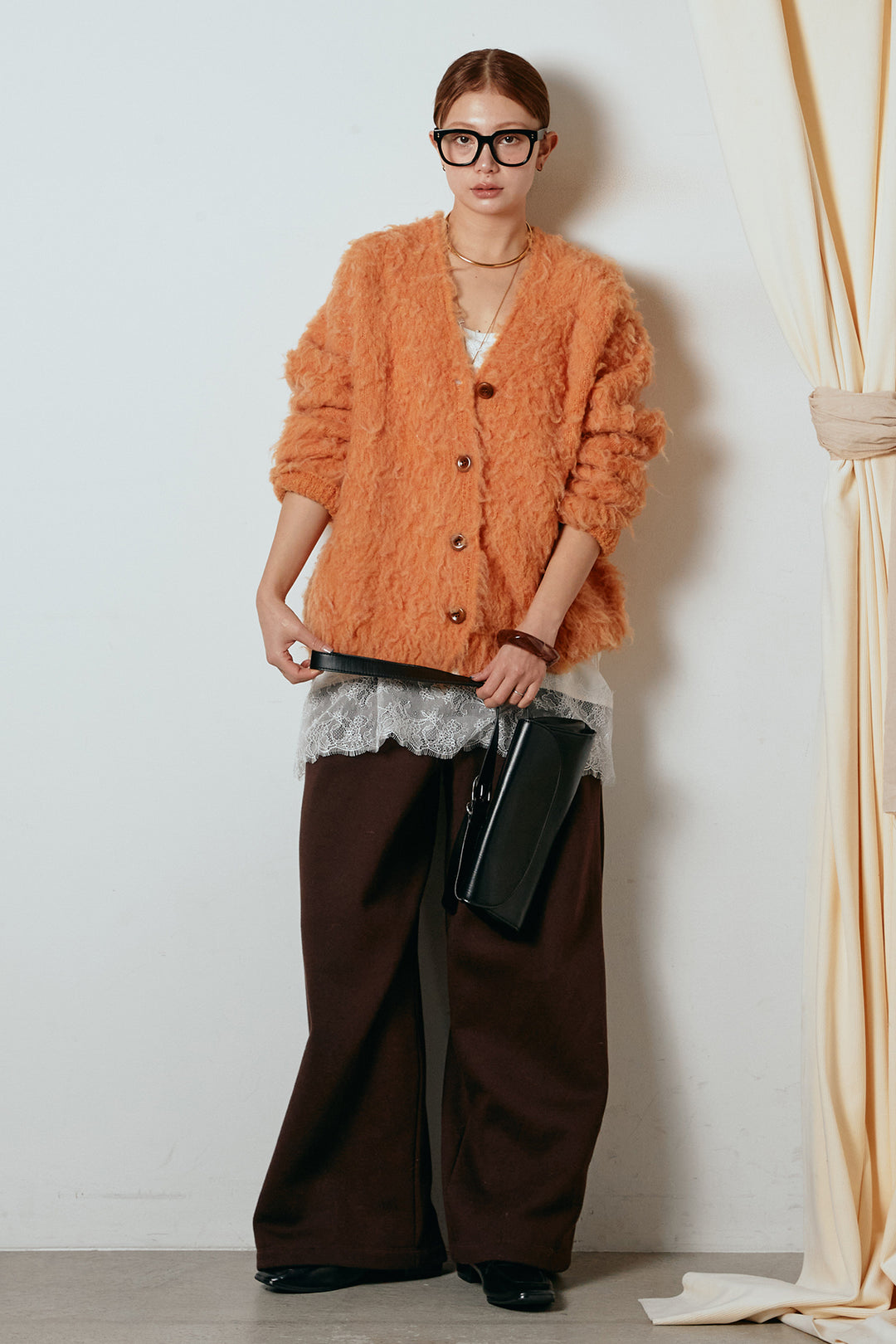 [SET]ルーズシャギーニットカーディガン+裏起毛スウェットワイドパンツ+レース切り替えキャミソール(3set)