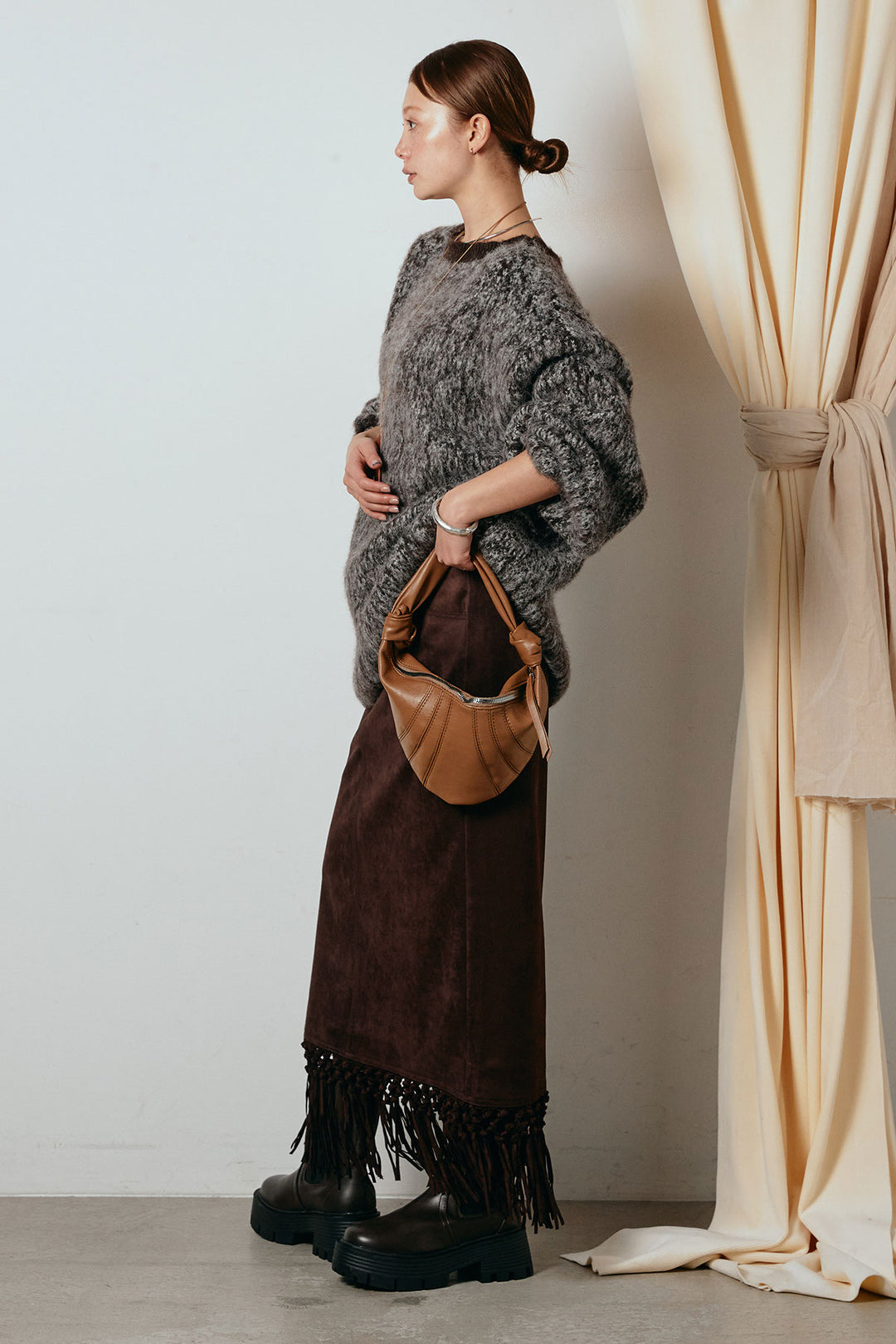 [SET]ボリュームスリーブミックスニットトップス+スウェードライク裾フリンジスカート(2set)